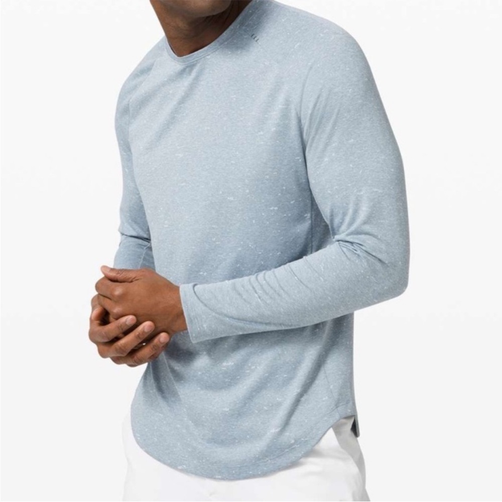 Lululemon Fresh Form Breathable Long Sleeve Chambray / White Size Large